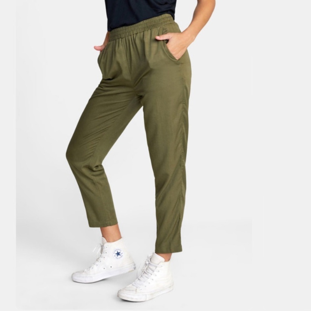 RVCA Like New - New Yume Beach Pants in Dark Olive Green Womens size L (12)
